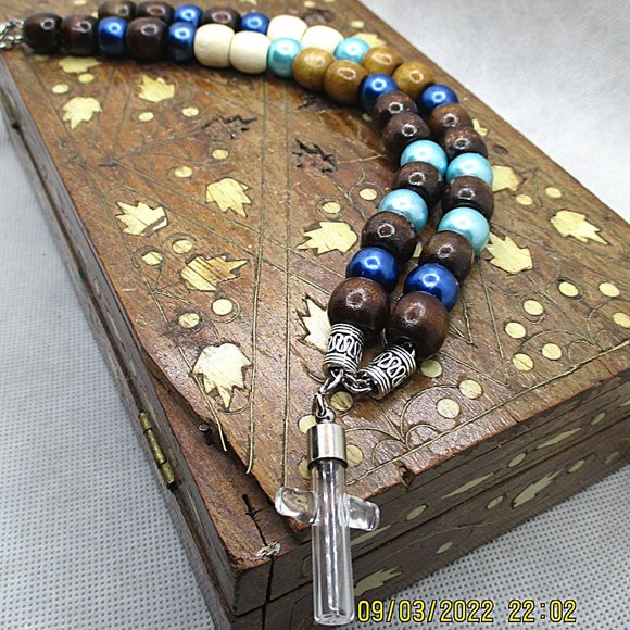Viking Cremation Ash Cross Pendant Multicolor Beaded Chain Necklace - Picture 8 of 10